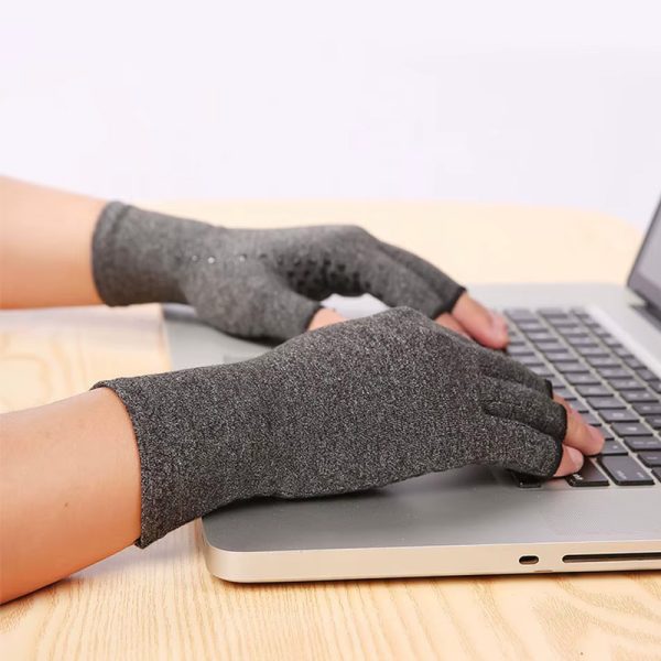 Hand Compression and Arthritis Gloves - Image 7