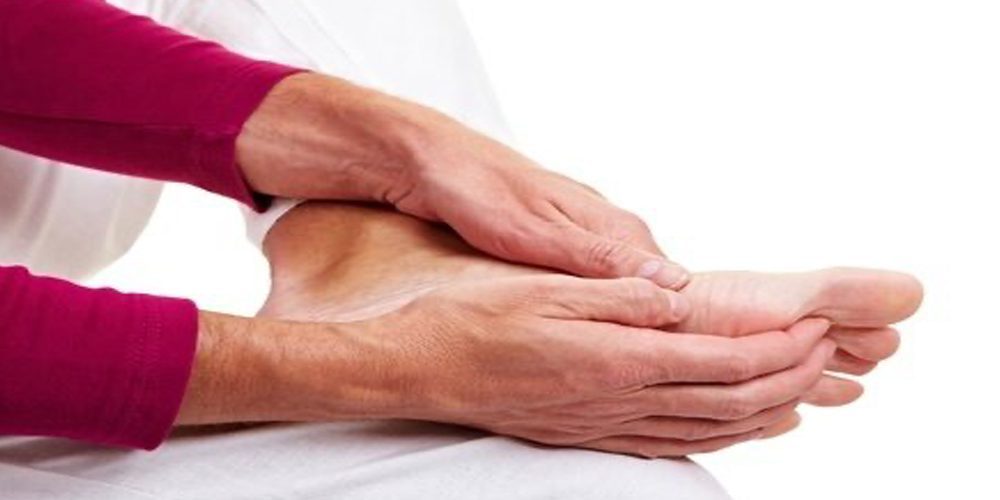 sole of foot pain pain under the bottom of the foot